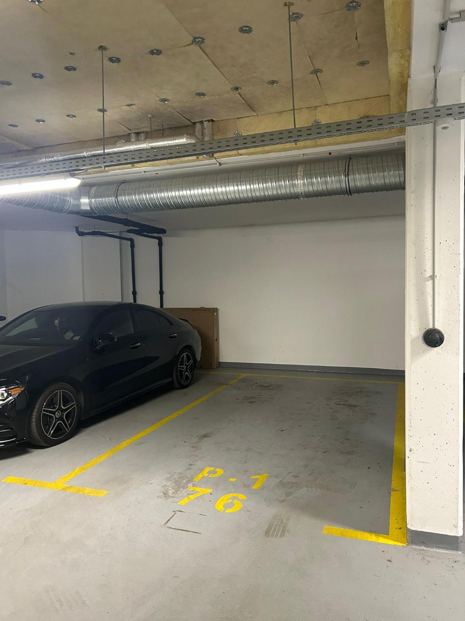 Blooming Budapest Apartment With Free Underground Parking Buitenkant foto